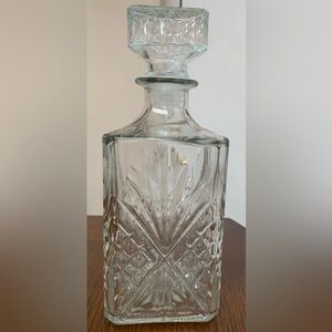 Glass Whiskey Decanter 🥃